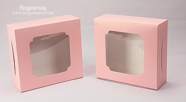 กล่องเค้ก 2 ปอนด์ หน้าต่างกว้าง สีชมพูจุด