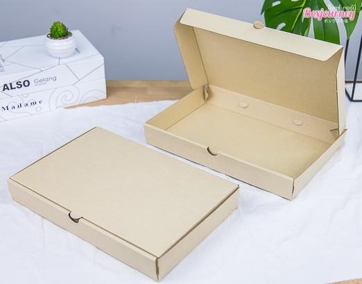 กล่องลูกฟูกพรีเมี่ยมไม่มีหน้าต่าง 20.4x30.4x4.3 cm.