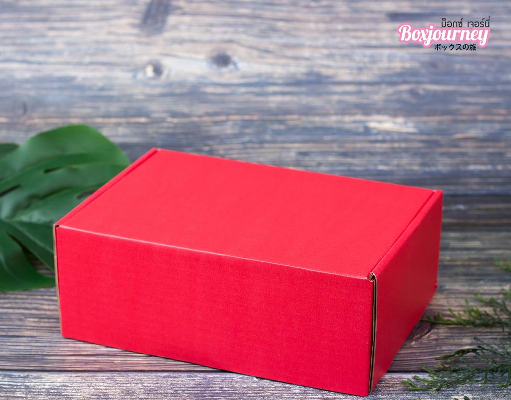 กล่องลูกฟูกพรีเมี่ยม  สี Holly red 24.5x17x9 cm.