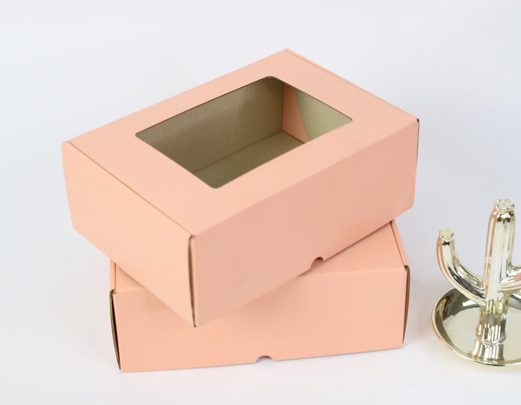 กล่องลูกฟูกพรีเมี่ยม  มีหน้าต่าง สีฟลามิงโก้ 17x25x9 cm.