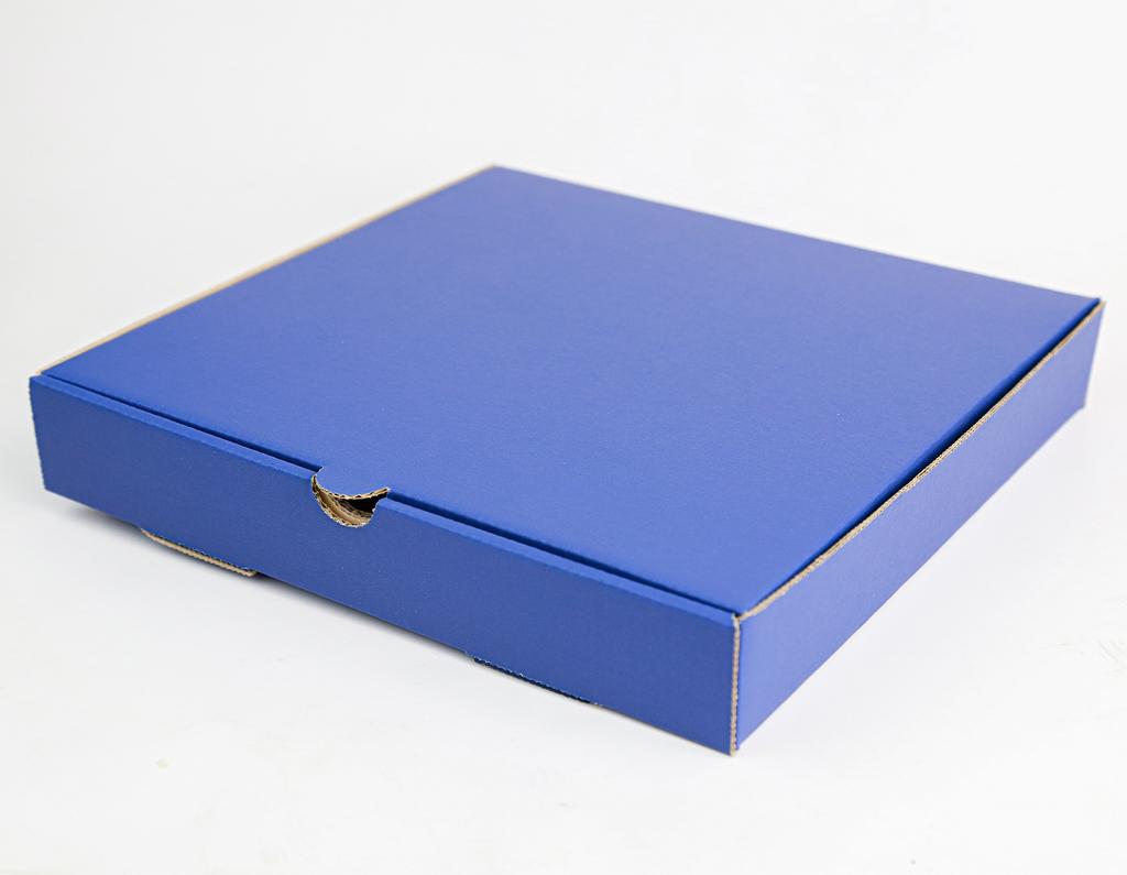 กล่องลูกฟูกพรีเมี่ยม สีน้ำเงิน   29.8x30x4.5 cm.