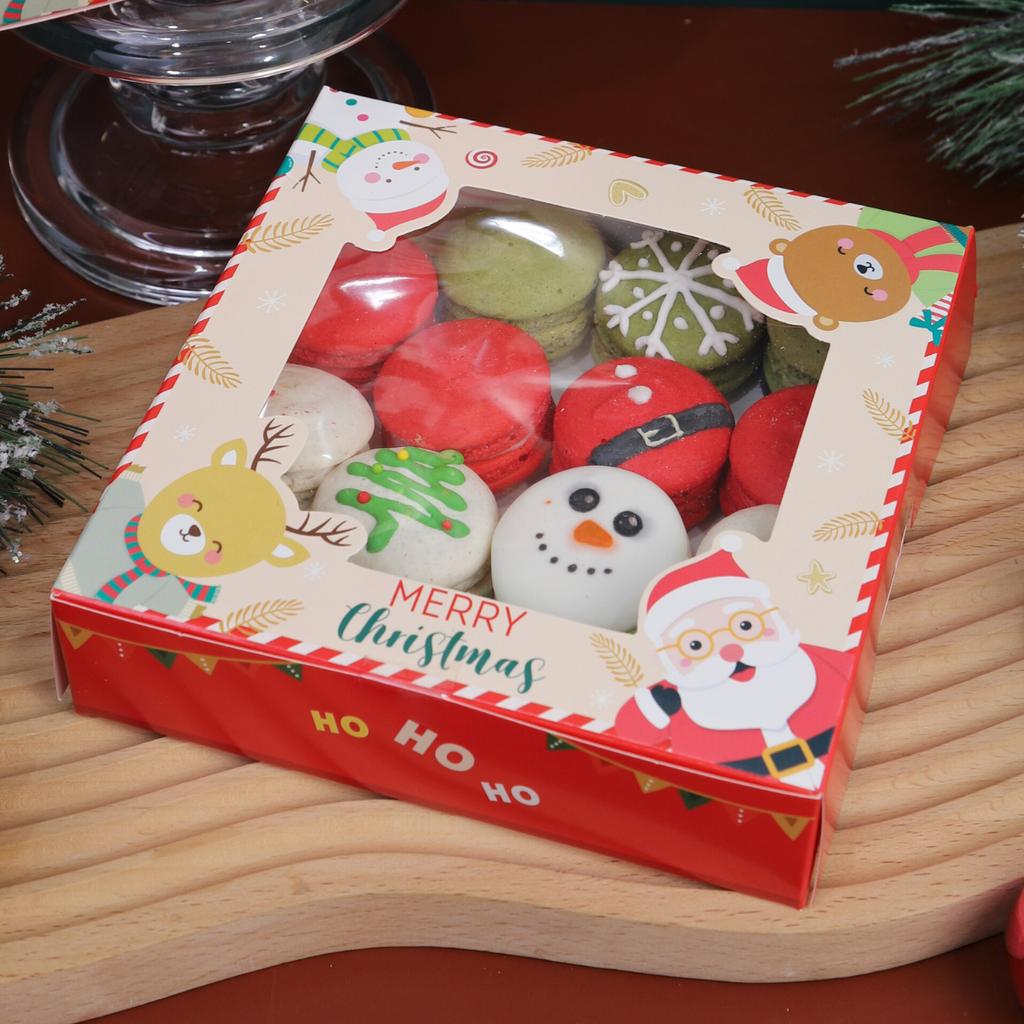 กล่องบราวนี่ ลาย Christmas moment 15x15x4 ซม.