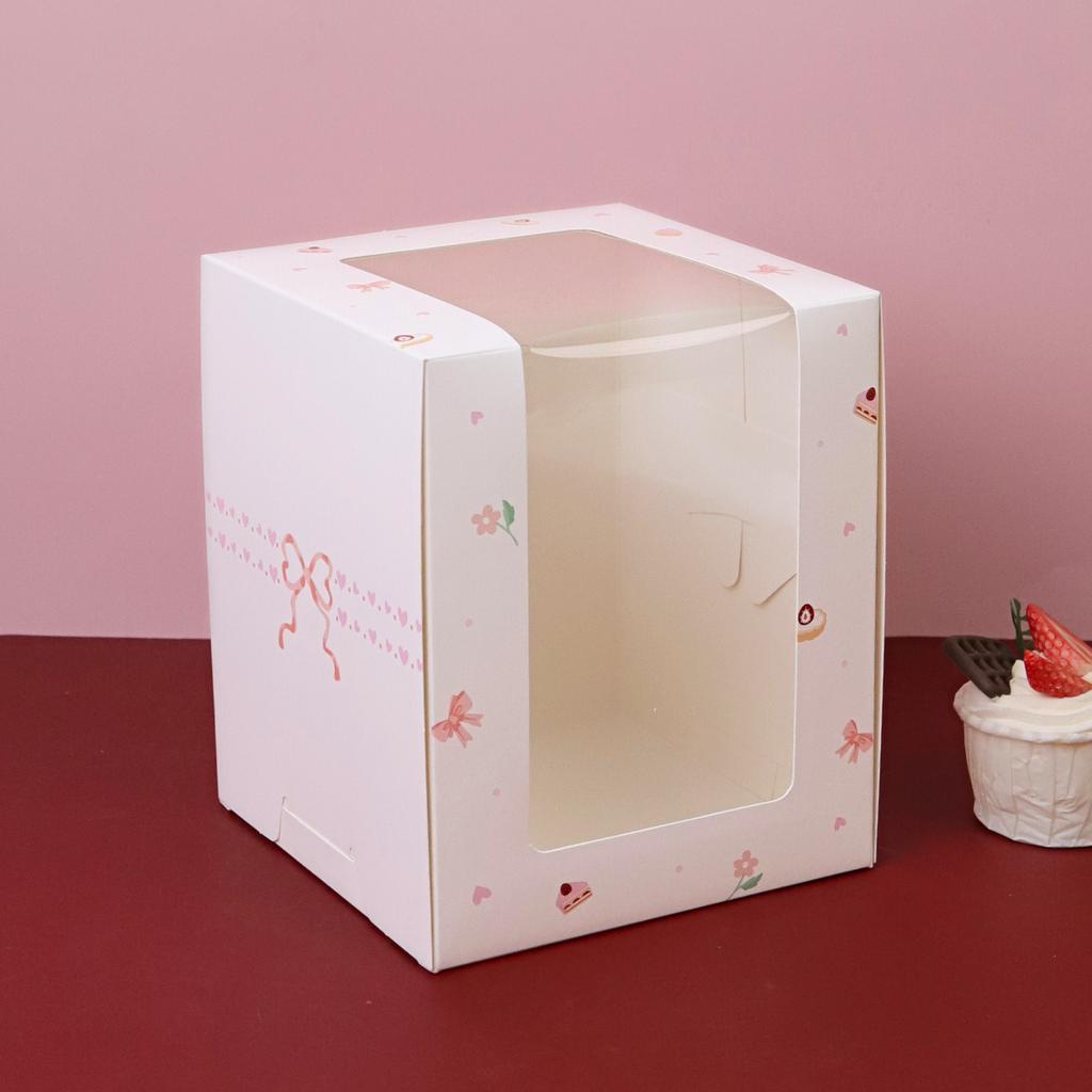 กล่องเค้กครึ่งปอนด์ทรงสูง หน้าต่างวีเชฟ ลายNanami 15x15x18 ซม.
