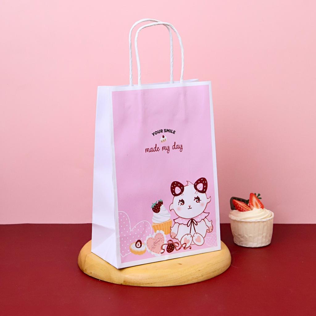 ถุงกระดาษหูเกลียว พิมพ์ลาย Nanami 15x8x21 ซม.