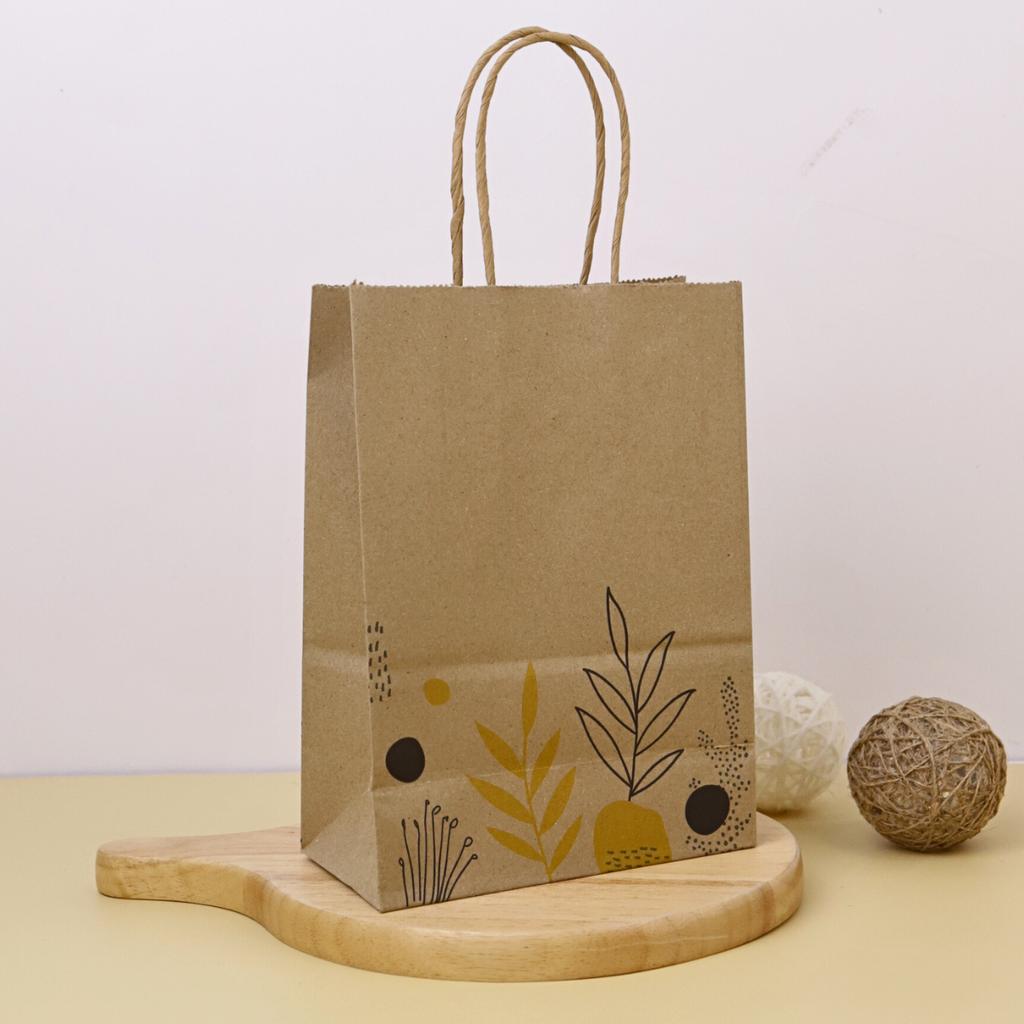 ถุงกระดาษหูเกลียว ลาย minimal garden  15x8x21 cm
