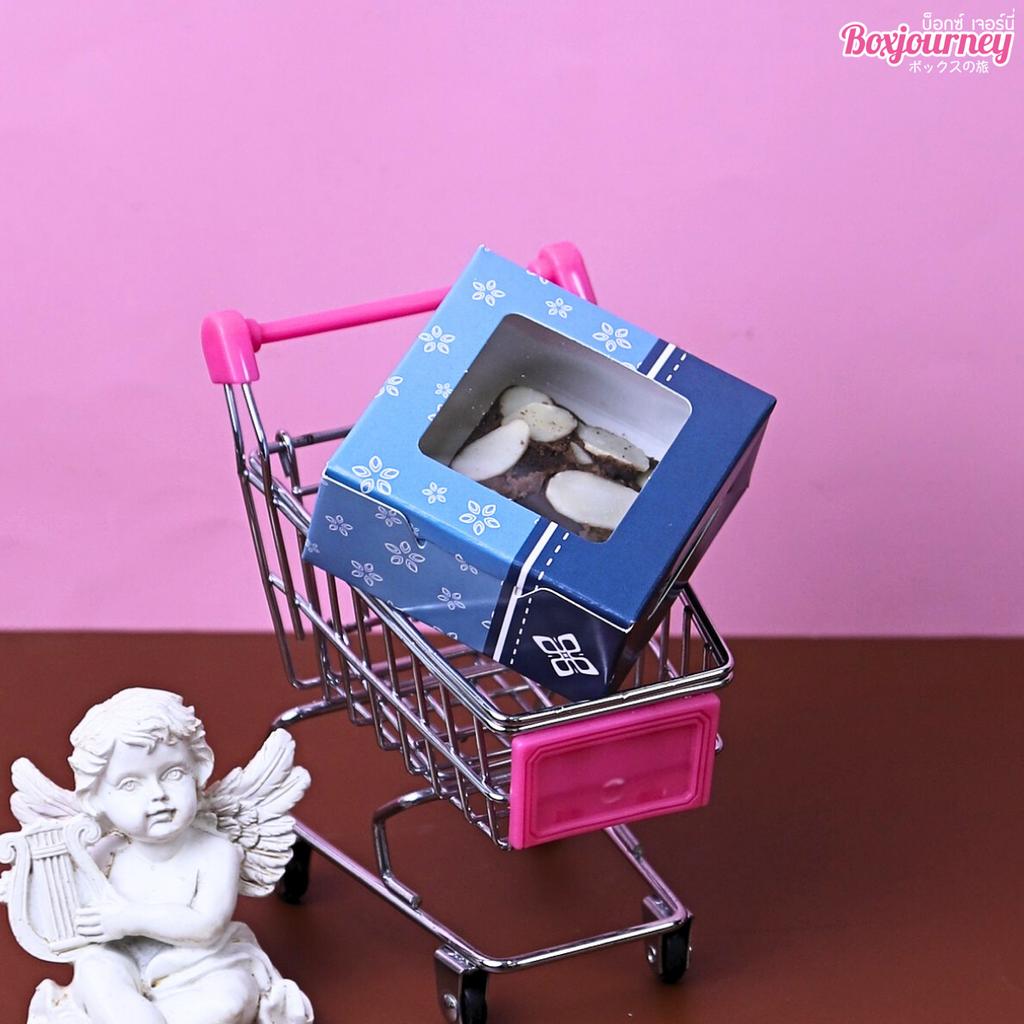กล่องบราวนี่ ลาย Heritage Blue 6.5 x 6.5 x 3 ซม.