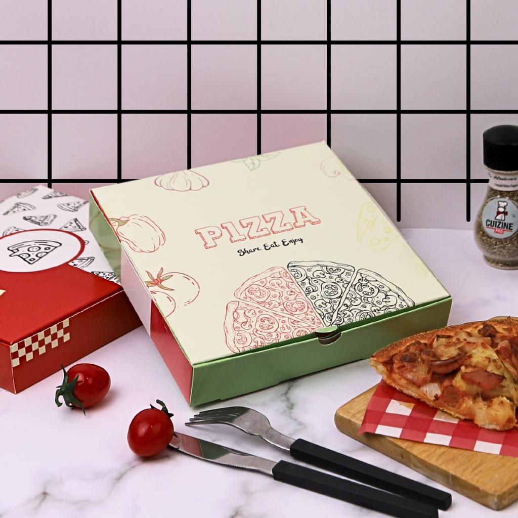 กล่องพิซซ่า 8 นิ้ว ลาย Freshly Baked 20.3x20.3x3.8 ซม.