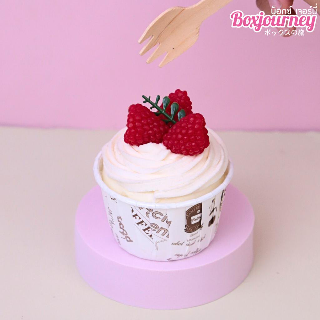 ถ้วยคัพเค้ก 5 ซม. ลายเบเกอรี่สีขาว