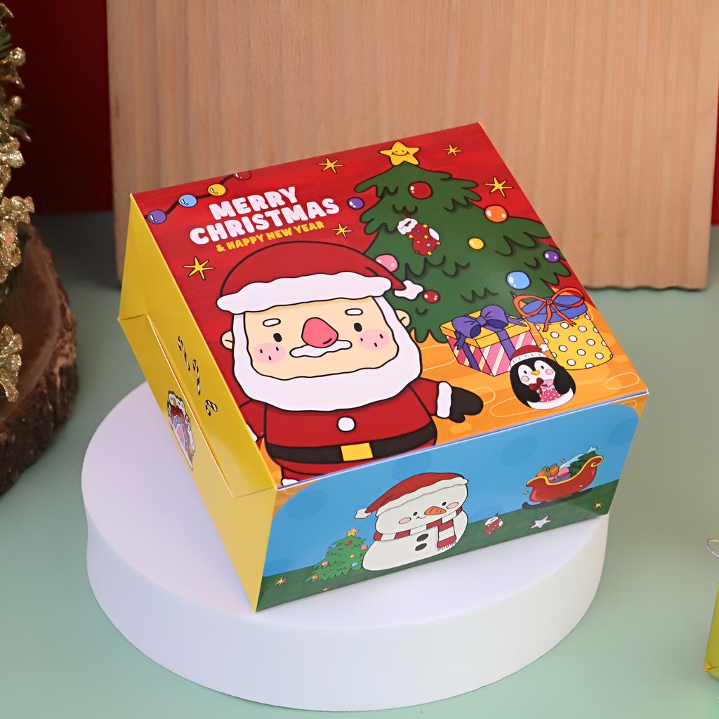 Snack Box, Santa Cheer12.7x12.7x6.5 cm