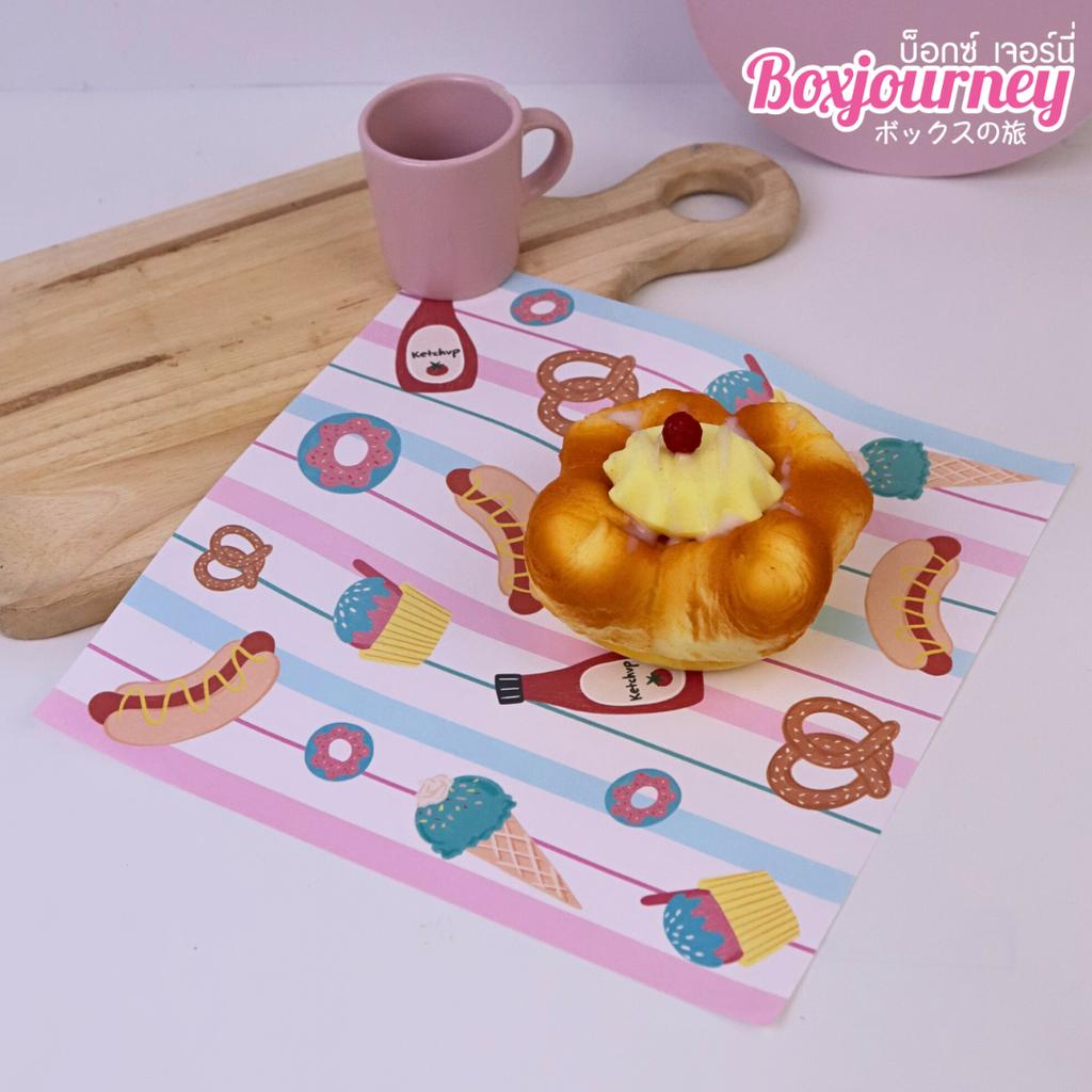 กระดาษรองอาหาร ลาย Carnival Treats ขนาด 10x10 นิ้ว (ไม่เคลือบ)