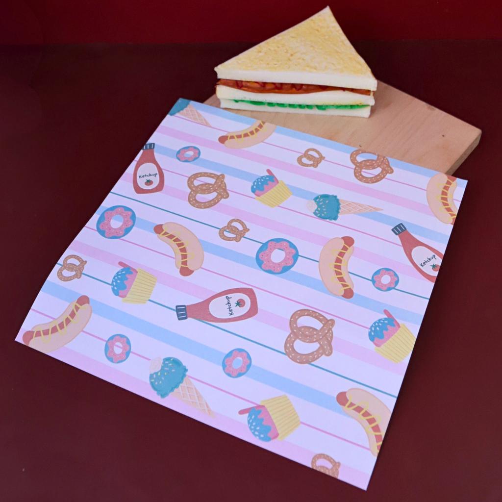 กระดาษรองอาหาร ลาย Carnival Treats ขนาด 30x30 ซม. (ไม่เคลือบ)