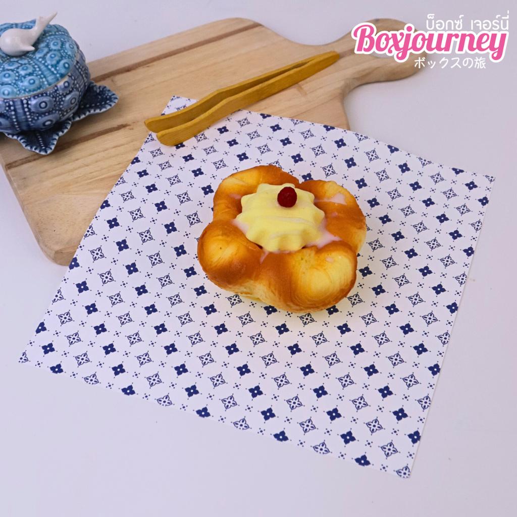 กระดาษรองอาหาร ลาย  Royal Thai Blue  ขนาด 10x10 นิ้ว (ไม่เคลือบ)