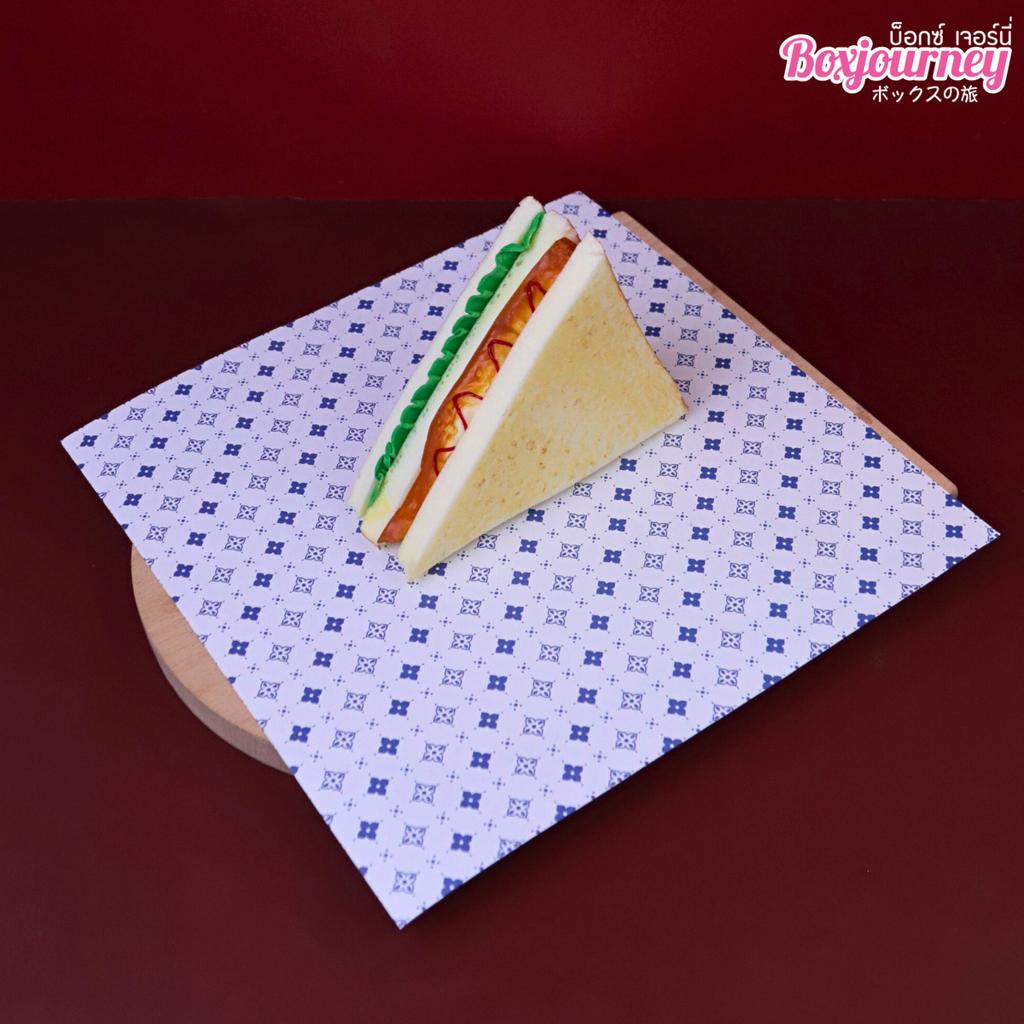 กระดาษรองอาหาร ลาย  Royal Thai Blue  ขนาด 30x30 ซม. (ไม่เคลือบ)