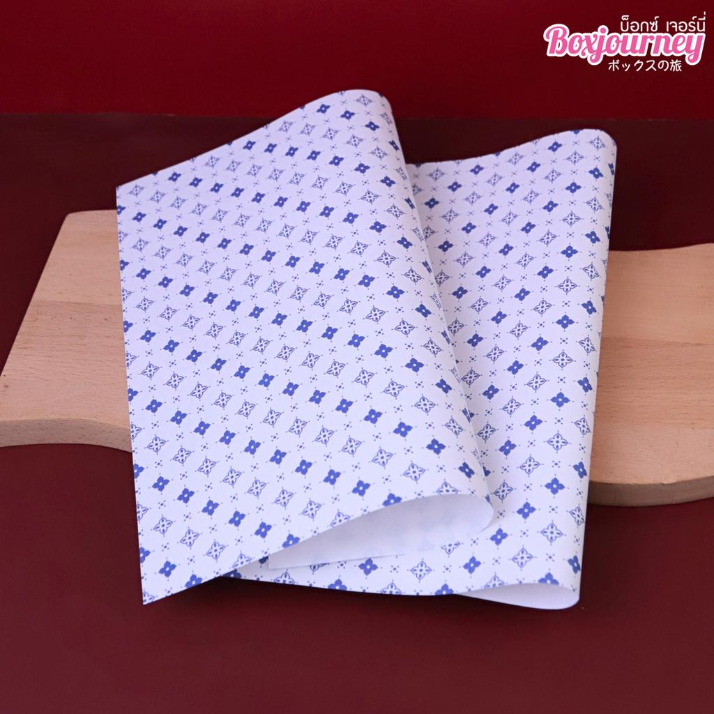 กระดาษรองอาหาร ลาย  Royal Thai Blue  ขนาด 30x30 ซม. (ไม่เคลือบ)