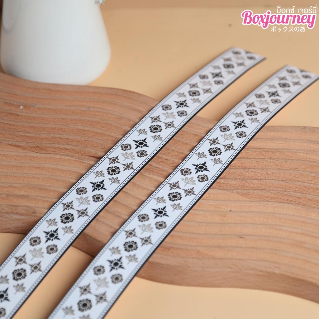 สายคาดกล่อง ลาย Classic Grace ขนาด 3.5x42 ซม.