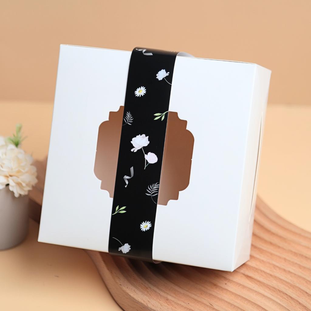 สายคาดกล่อง ลาย Whisper Bloom ขนาด 3.5x42 ซม.