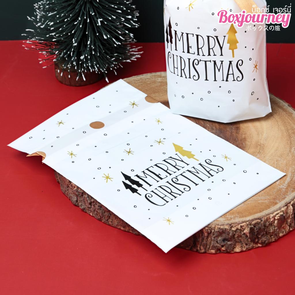 ถุงของขวัญ พร้อมโบว์ ลายคริสต์มาส 06 ขนาด 15x6x23 ซม.