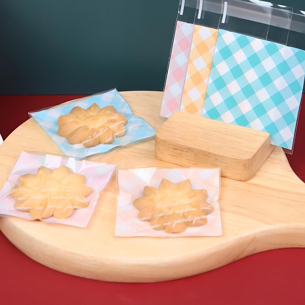 ถุงคุกกี้ปากกาว ลาย Color table ขนาด 7x7  ซม.