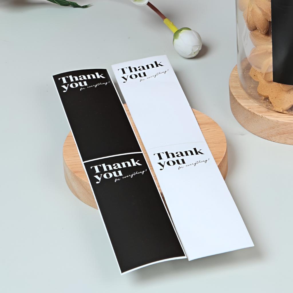 สติกเกอร์สายคาด ลาย elegant black 3.5x10 ซม. (32 ดวง)