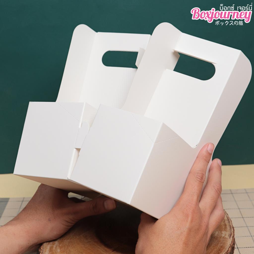 กล่องใส่แก้วหูหิ้ว 2 ช่อง สีขาว