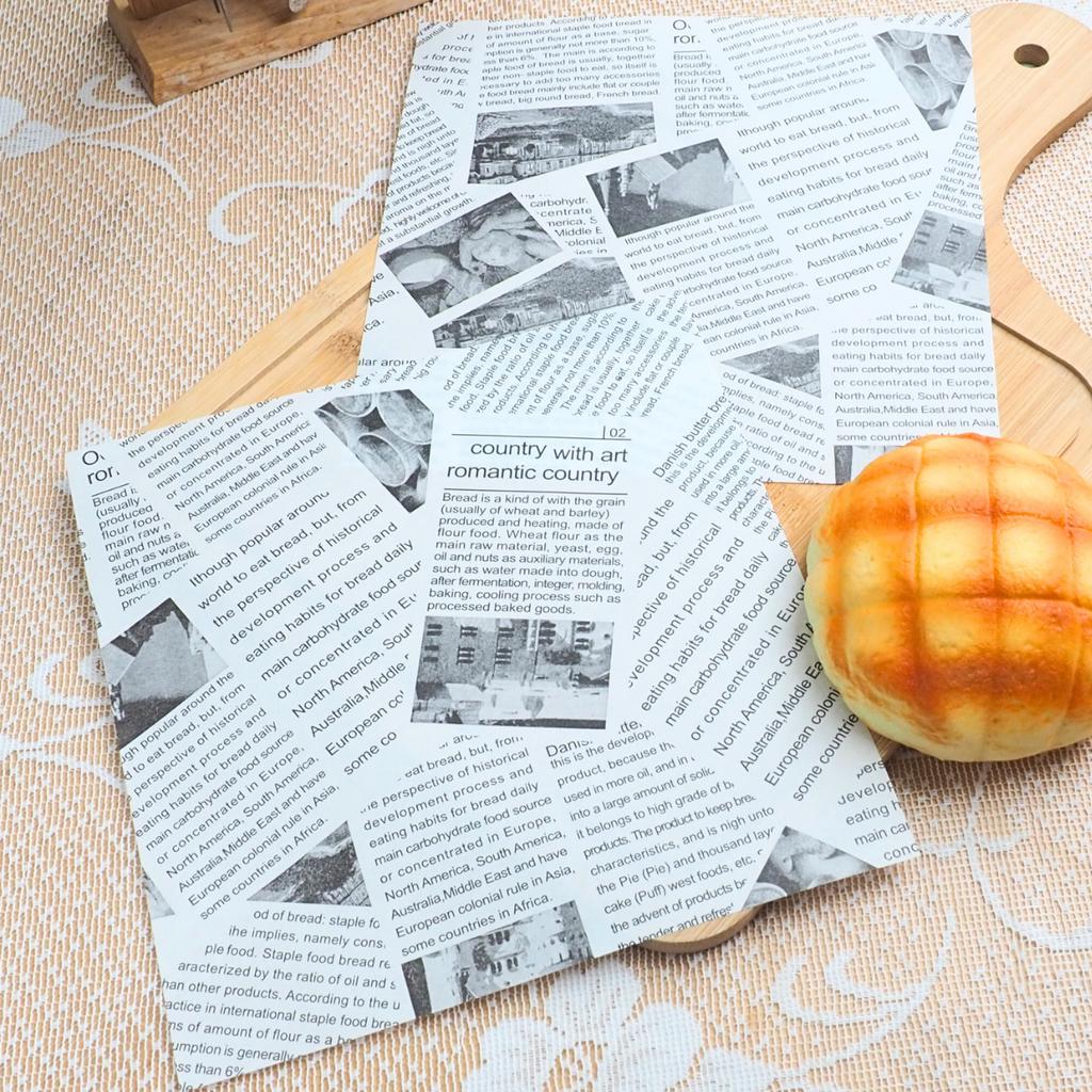 กระดาษรองอาหาร ลายหนังสือพิมพ์สีดำ 8x8xนิ้ว (กันซึม)