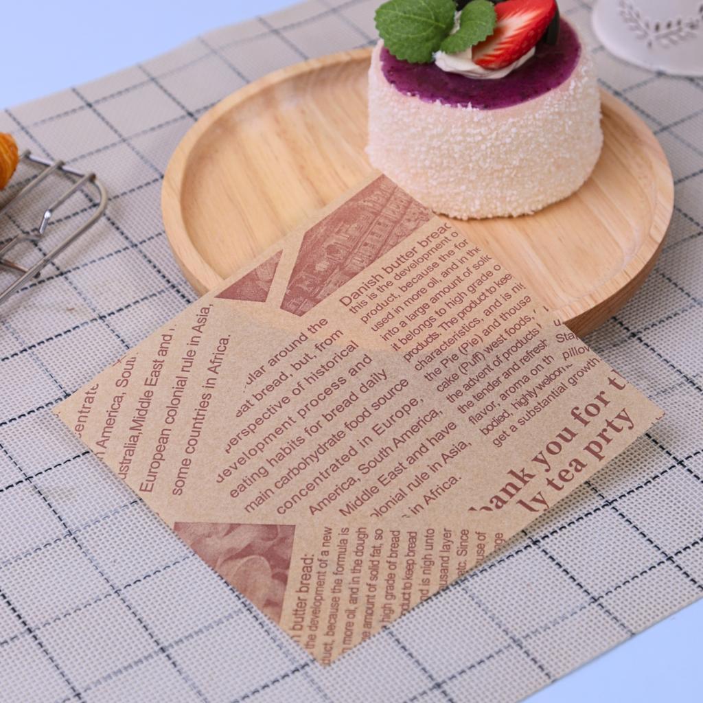 กระดาษรองอาหาร ลายหนังสือพิมพ์ สีน้ำตาล 12x12 ซม. (กันซึม)