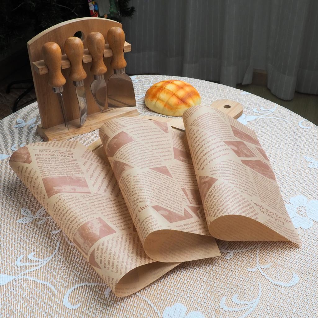 กระดาษรองอาหาร ลายหนังสือพิมพ์ สีน้ำตาล 10x10 นิ้ว (กันซึม)