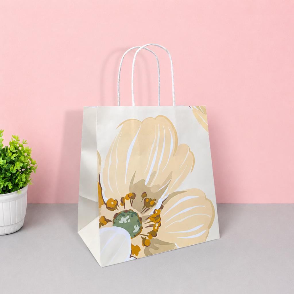 ถุงกระดาษหูเกลียว พิมพ์ลาย ลายSoft Petal Glow 19x13x21 ซม.