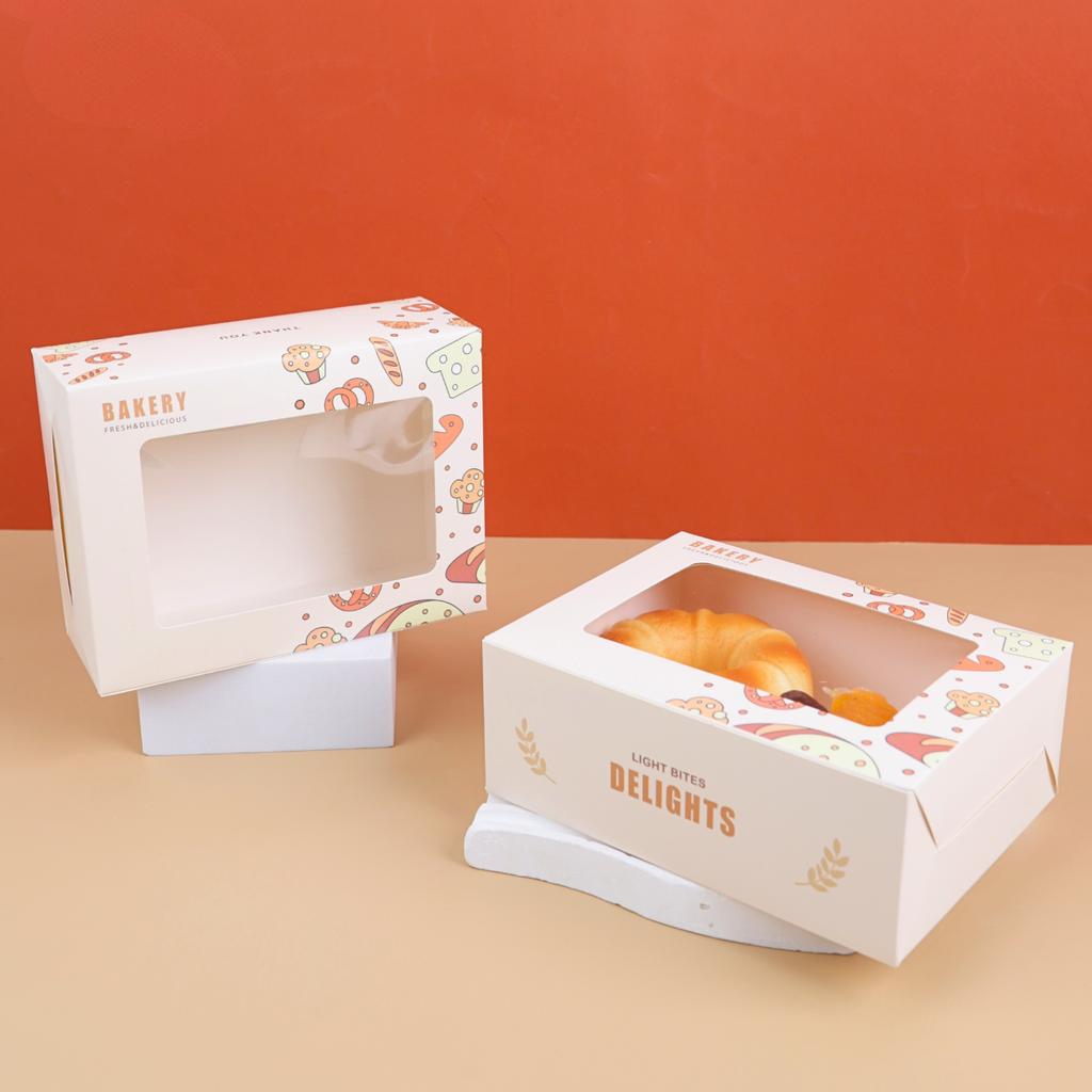 กล่องสแน็คมีหน้าต่าง ลาย Cozy Bites