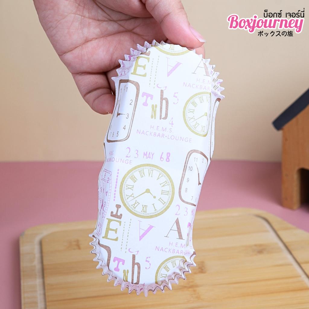 ถาดกระดาษขนมปัง ลาย Sweet O’Clock