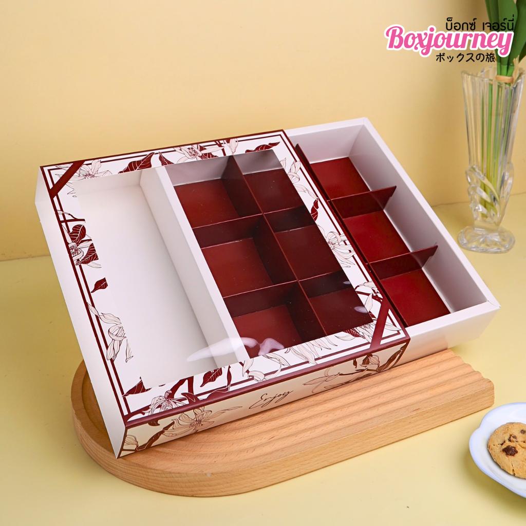 กล่องขนม 9 ช่อง ลาย Amber Floral 24.3x24.3x5 ซม.
